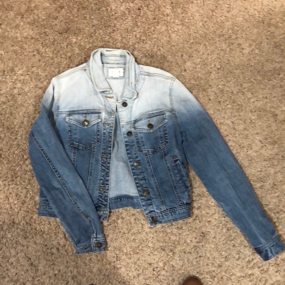 Forever 21 ombré women’s jean jacket size large